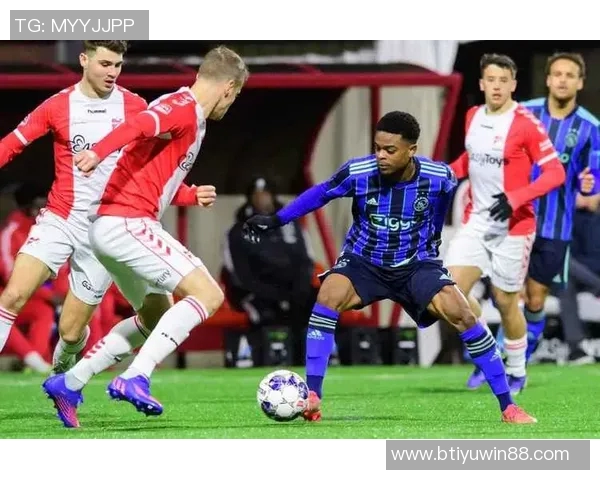 阿贾克斯计划租回哈托转会费超4400万欧引关注